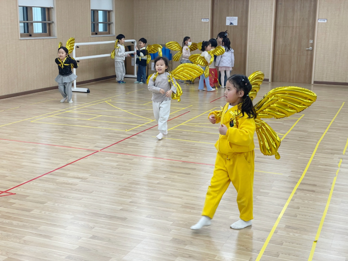6a0d564436a6a.png